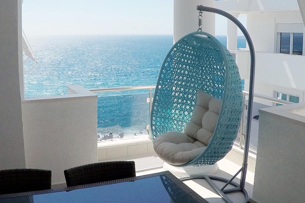 White Luxury Appartement *